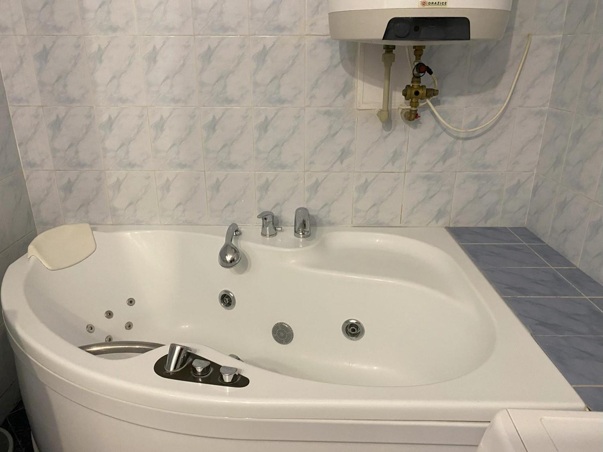Cozy Garden Apartment In The Heart Of Prague Luaran gambar
