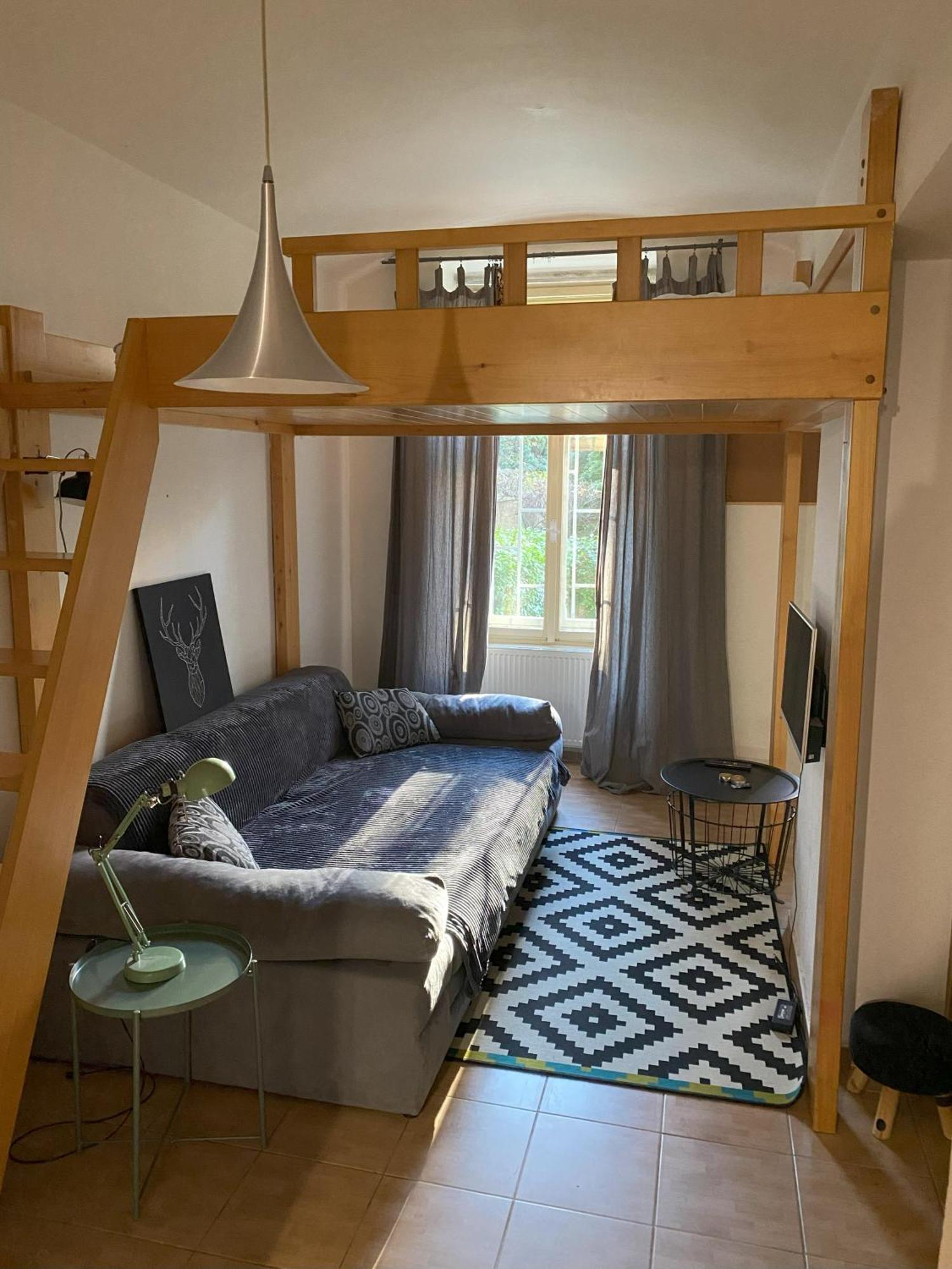 Cozy Garden Apartment In The Heart Of Prague Luaran gambar